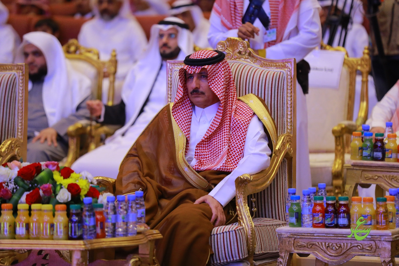 المناهل الأهلية تحتفي بطلابها الخريجين لهذا العام عسير